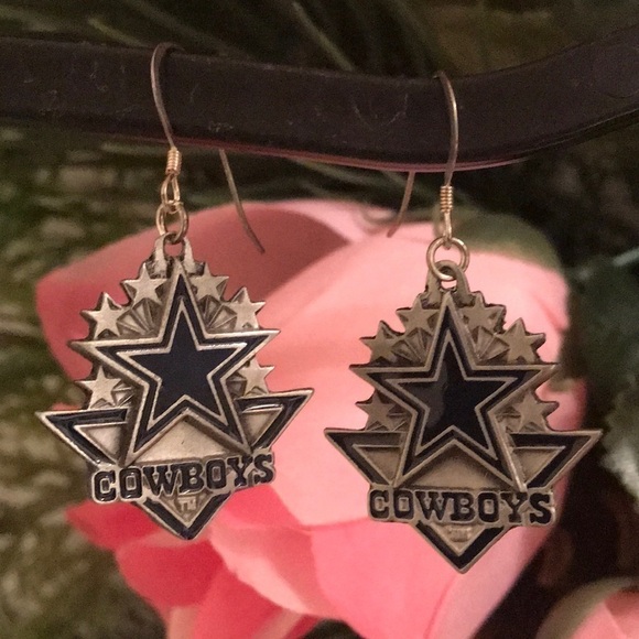 🔥ON SALE🔥3/$30🔥 💖 LA Design💖Handmade Earrings - Picture 4 of 4